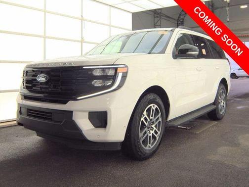 White Metallic 2025 Ford Expedition Active