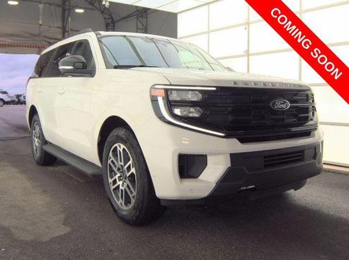 White Metallic 2025 Ford Expedition Active