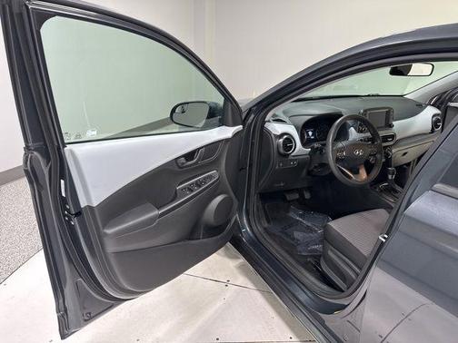 Thunder Gray 2019 Hyundai KONA SE