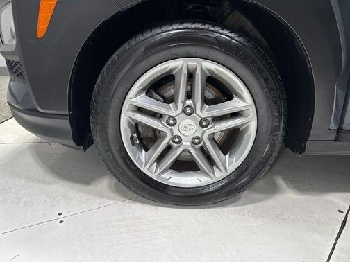 Thunder Gray 2019 Hyundai KONA SE