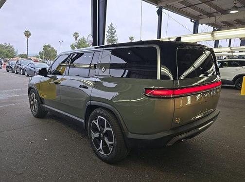 Green 2023 Rivian R1S Launch Edition