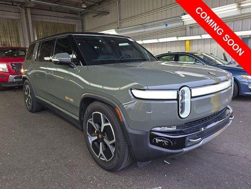 Green 2023 Rivian R1S Launch Edition