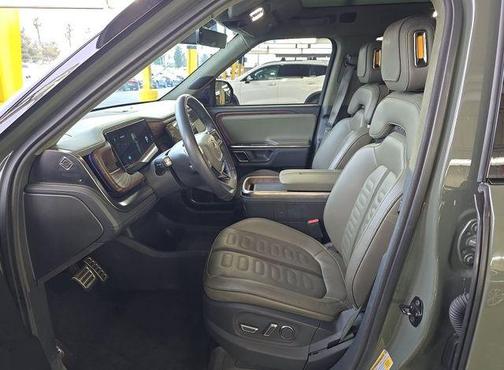 Green 2023 Rivian R1S Launch Edition