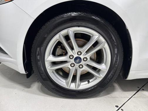 Oxford White 2018 Ford Fusion Hybrid S