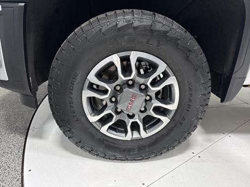 2024 GMC Sierra 2500 SLE