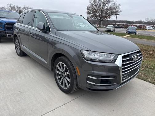 2019 Audi Q7 55 Premium Plus