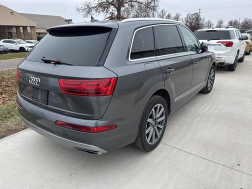 2019 Audi Q7 55 Premium Plus