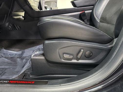 Agate Black 2020 Ford Edge ST