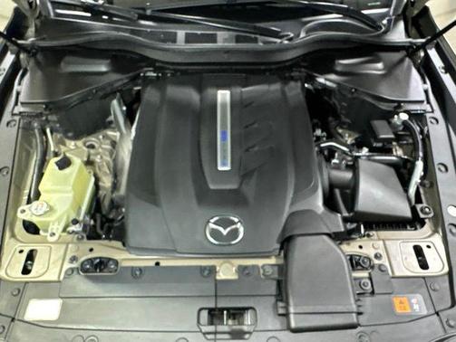 Zircon Sand Metallic 2025 Mazda CX-70 PHEV Premium Package