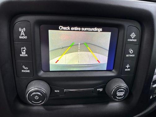 Granite Crystal Metallic Clearcoat 2018 Jeep Compass Sport