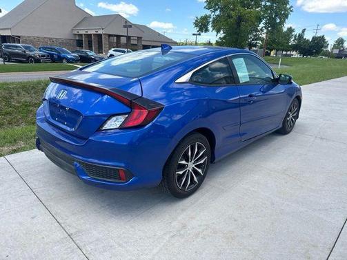 Aegean Blue Metallic 2018 Honda Civic EX-L