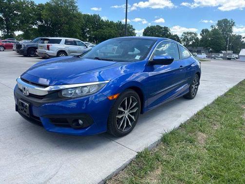 Aegean Blue Metallic 2018 Honda Civic EX-L