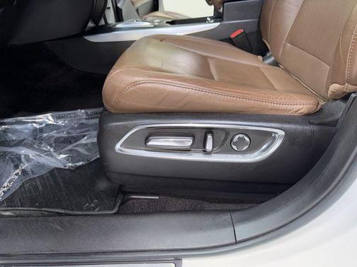 Platinum White Pearl 2020 Acura MDX 3.5L w/Technology Package