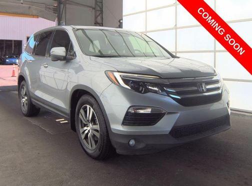 Lunar Silver Metallic 2017 Honda Pilot EX-L