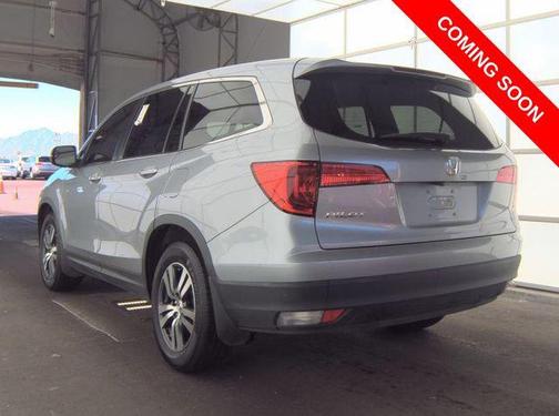 Lunar Silver Metallic 2017 Honda Pilot EX-L