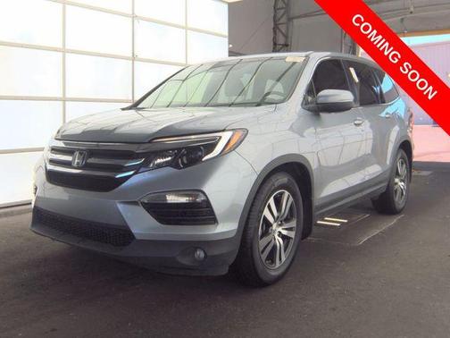 Lunar Silver Metallic 2017 Honda Pilot EX-L
