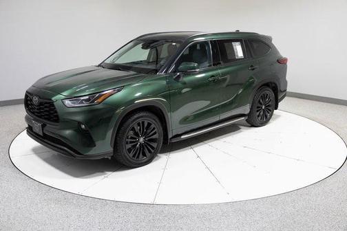 2023 Toyota Highlander Platinum