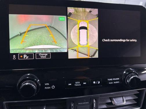 Mineral Black 2024 INFINITI QX80 Luxe