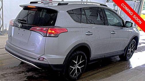 Silver Sky Metallic 2016 Toyota RAV4 SE