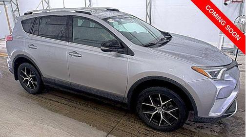 Silver Sky Metallic 2016 Toyota RAV4 SE