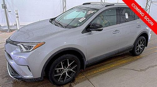 Silver Sky Metallic 2016 Toyota RAV4 SE