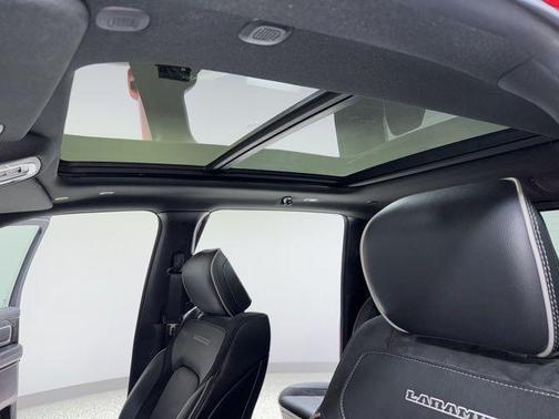 Flame Red Clearcoat 2022 RAM 1500 Laramie