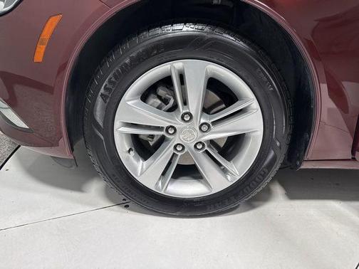 2020 Buick Regal Sportback FWD Preferred