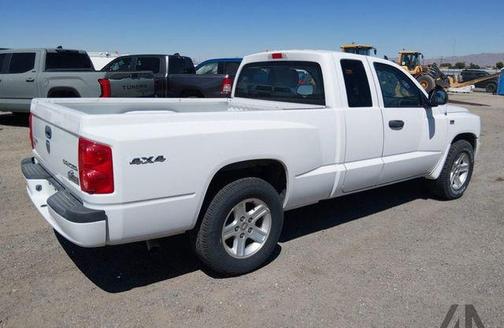 Bright White Clearcoat 2011 Dodge Dakota Big Horn/Lone Star