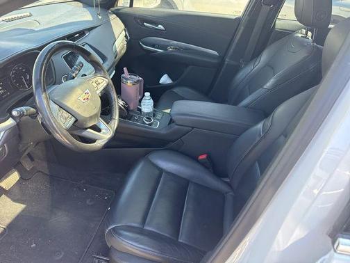 2021 Cadillac XT4 Premium Luxury