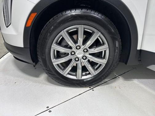 Crystal White Tricoat 2021 Cadillac XT4 Premium Luxury