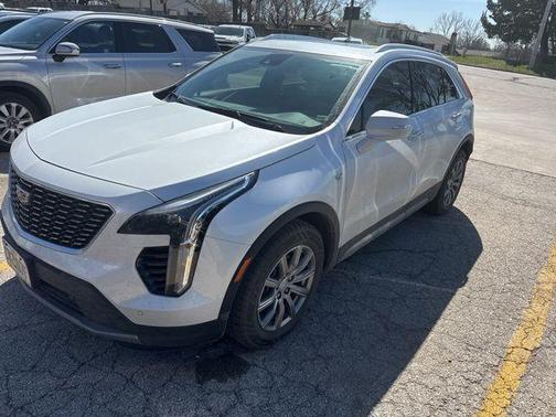 2021 Cadillac XT4 Premium Luxury