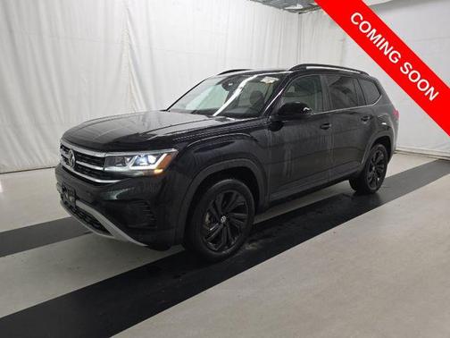 2022 Volkswagen Atlas 2.0T SE w/Technology 4MOTION