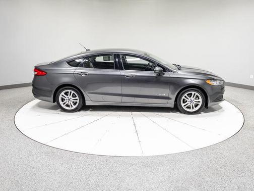 Magnetic 2018 Ford Fusion Hybrid S