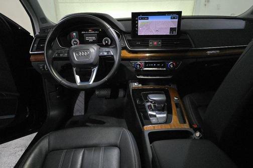 2022 Audi Q5 45 S line Premium Plus