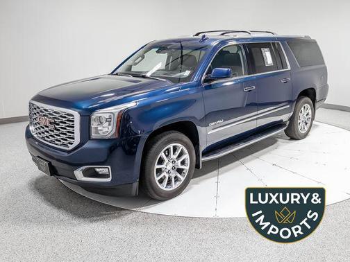 Dark Sapphire Blue Metallic 2019 GMC Yukon XL Denali