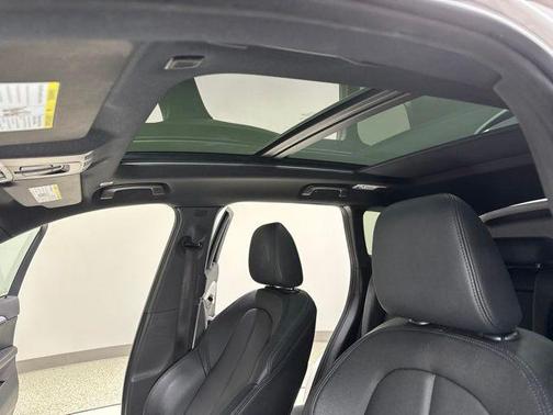 Alpine White 2017 BMW X1 sDrive28i