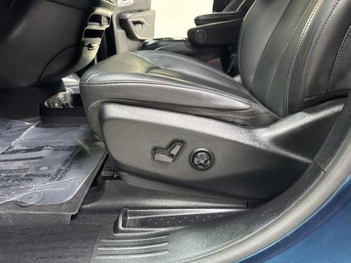 Fathom Blue Pearlcoat 2021 Chrysler Pacifica Hybrid Touring L
