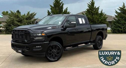 Diamond Black Crystal Pearlcoat 2026 RAM 2500 Big Horn Crew Cab 4x4 6'4' Box