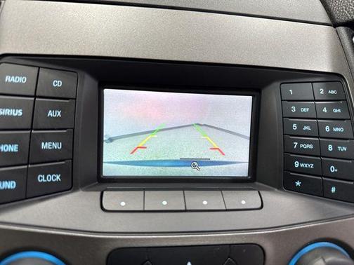 Blue Metallic 2018 Ford Taurus SE