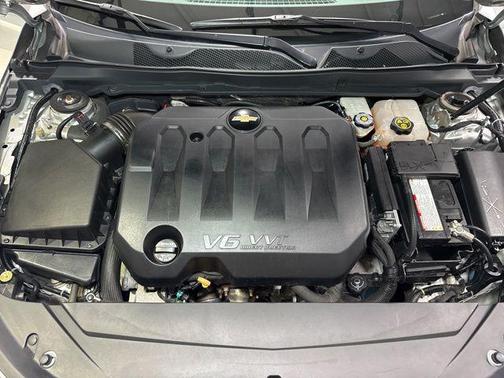 Silver Ice Metallic 2019 Chevrolet Impala 1LS