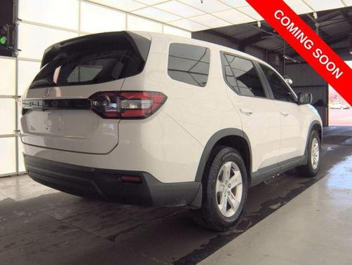 2023 Honda Pilot AWD LX