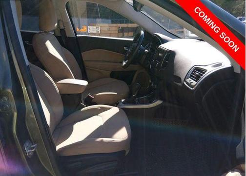 Olive Green Pearlcoat 2018 Jeep Compass Sport