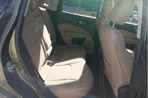 Olive Green Pearlcoat 2018 Jeep Compass Sport