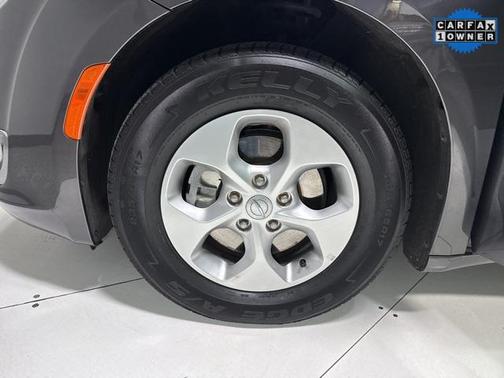 2017 Chrysler Pacifica Hybrid Touring Plus