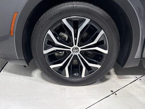 2023 Toyota Crown XLE