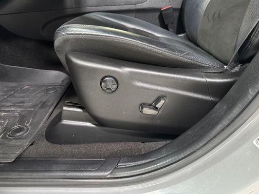 Sting-Gray Clearcoat 2021 Jeep Grand Cherokee Laredo