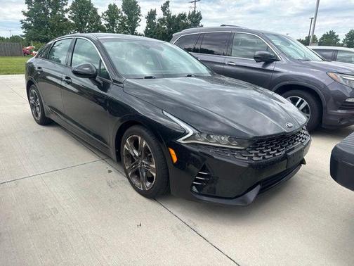 Ebony Black 2021 Kia K5 EX