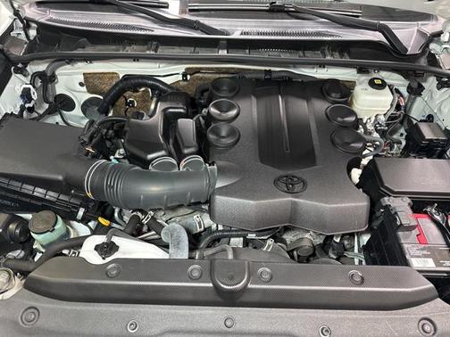 2023 Toyota 4Runner TRD Off Road