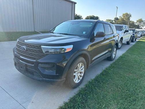 Black Metallic 2020 Ford Explorer Base