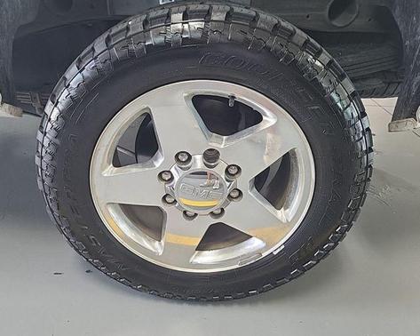 Summit White 2014 GMC Sierra 2500 SLE